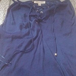 Jenmifer lopez tank top